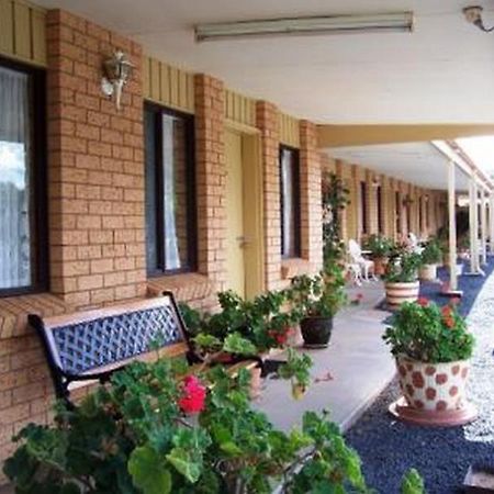 Three Ways Motel Гілгандра Екстер'єр фото